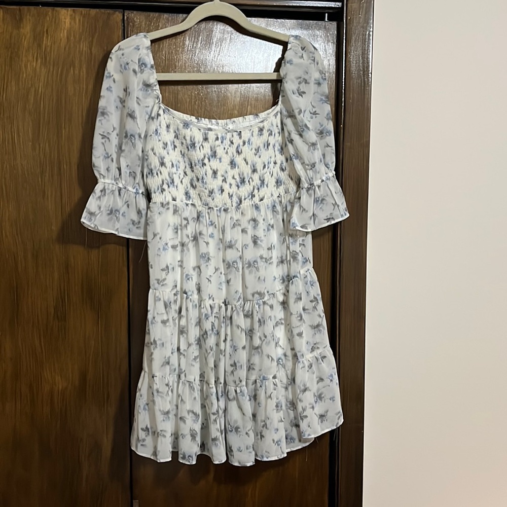 Floral, puffed sleeve baby doll dress